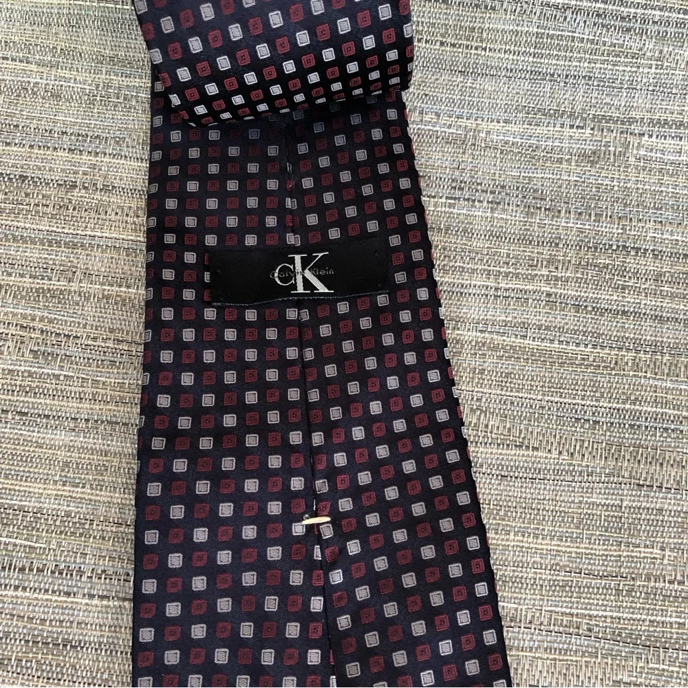Calvin Klein Box pattern Silk Necktie